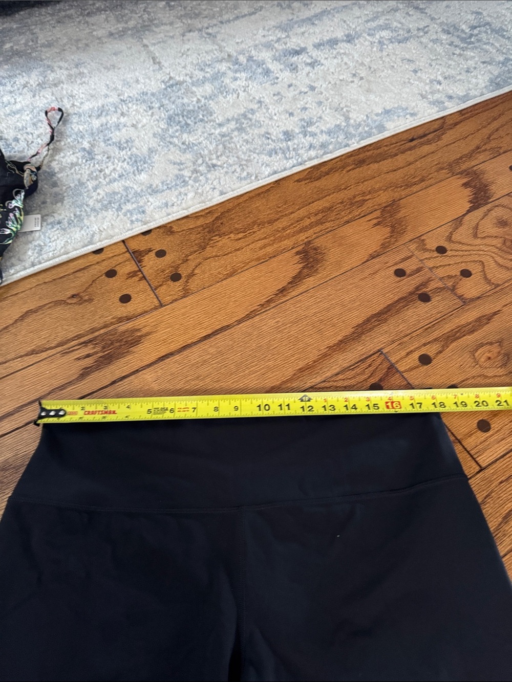 Lululemon Align High-Rise Short 4"
Black Size 18 - Picture 7 of 8